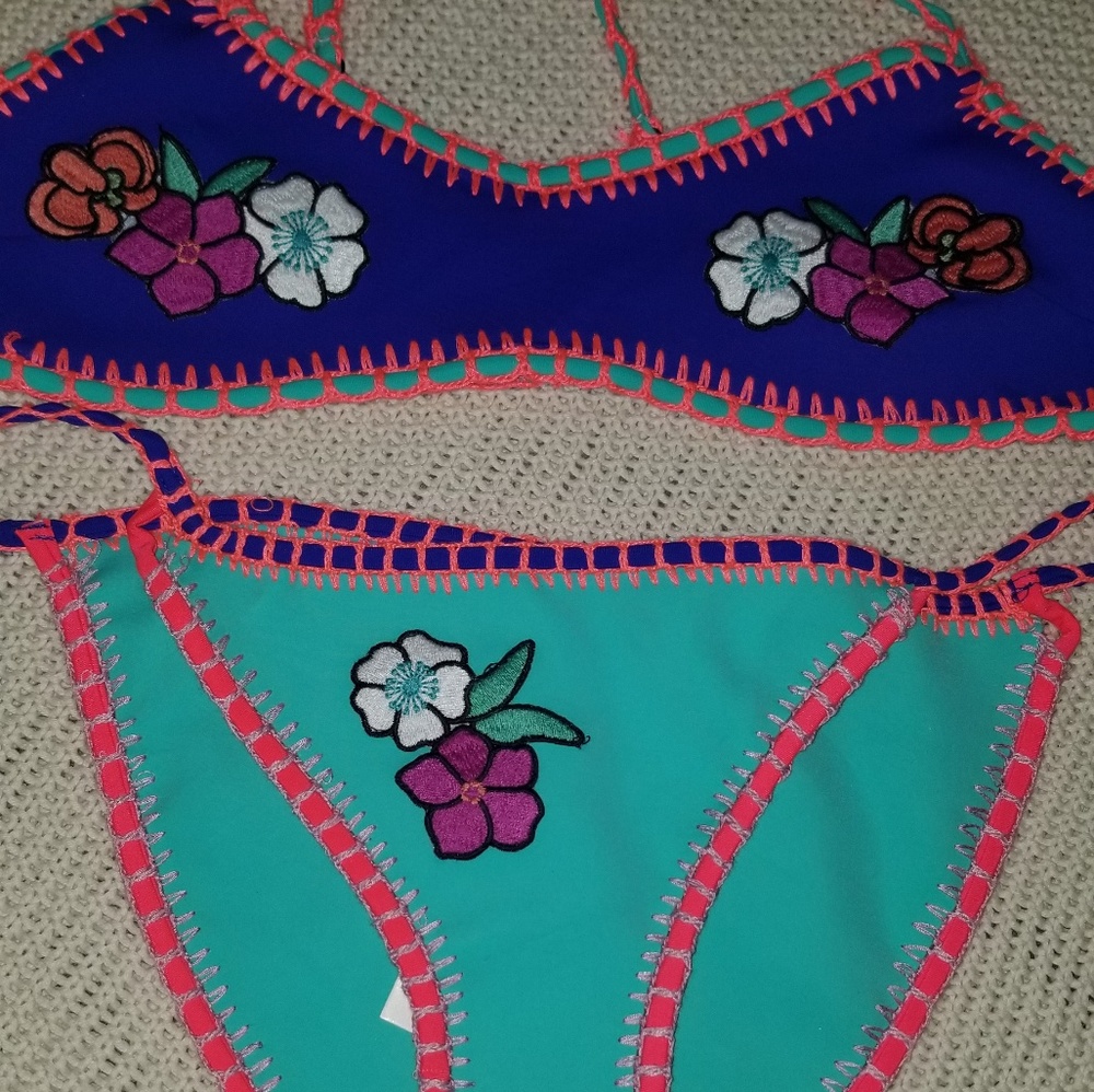 Swim suit
